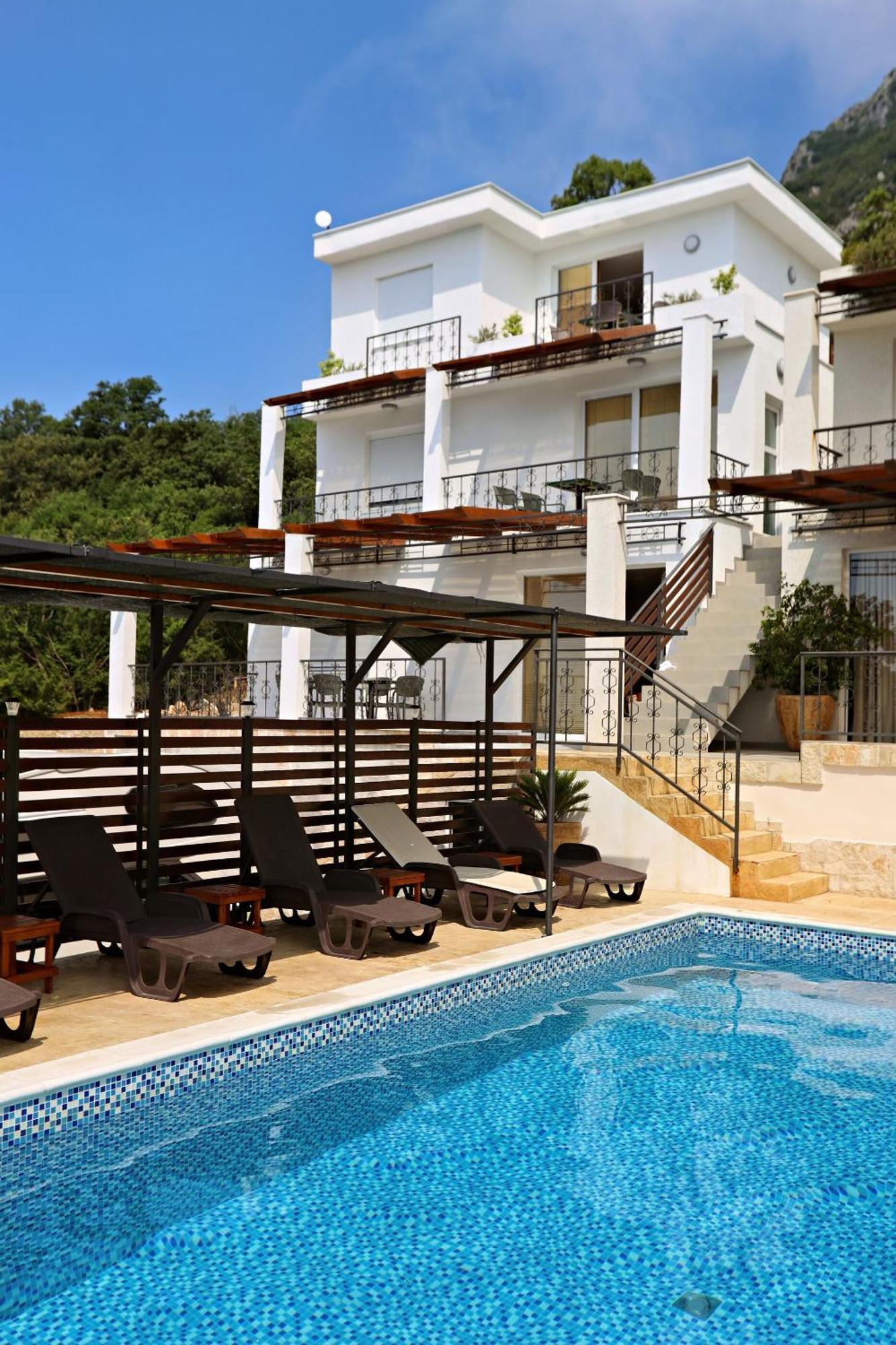 Apartments Oktopus Sutomore Esterno foto